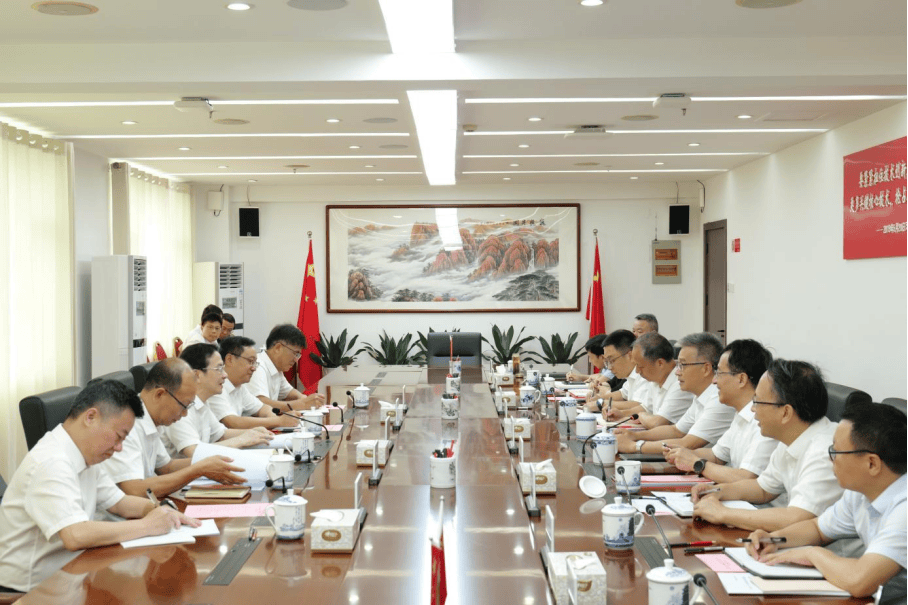 俱乐部友谊赛_省委常委、赣州市委书记黄喜忠一行到省科技厅走访座谈