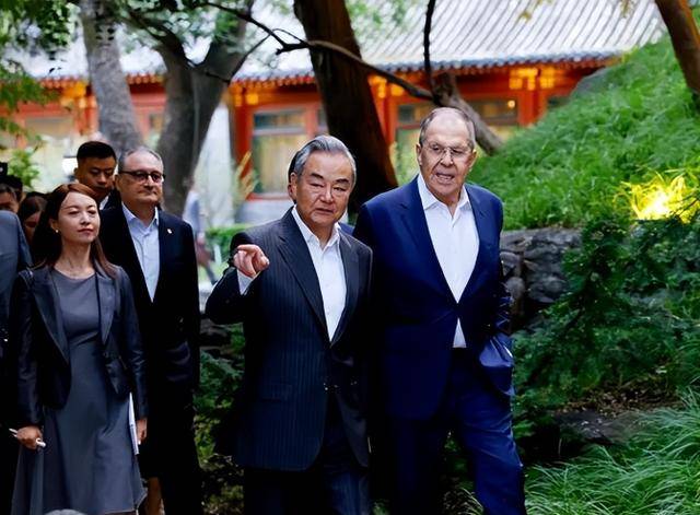 曼联vs阿森纳
_1200万炮弹抵俄曼联vs阿森纳
,60天内有大动作,中国出手普京稳了?