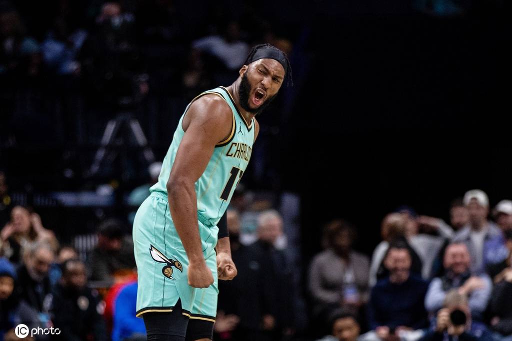 皇冠信用网足球代理_再补强!火箭一年310万签约侧翼 此人是杜兰特前队友