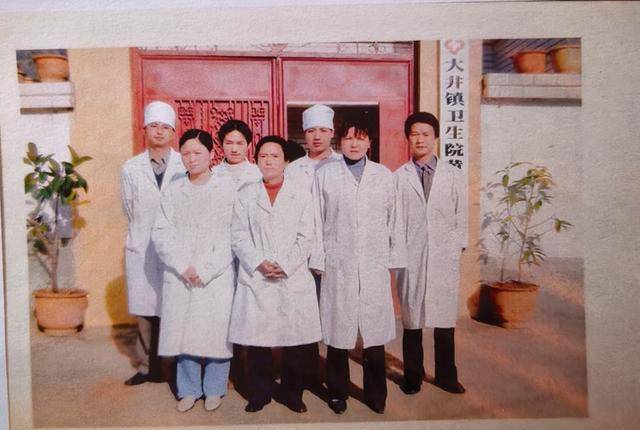 皇冠信用盘如何申请_一个村医与县卫健局的拉锯战：举报后被指非法行医皇冠信用盘如何申请，以及悬而未决的复议决定