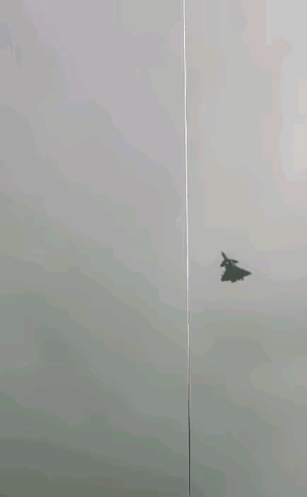 皇冠信用最新地址_挂满14枚导弹皇冠信用最新地址，狙杀还是屠杀？歼-20野兽模式，预示西太平洋变天