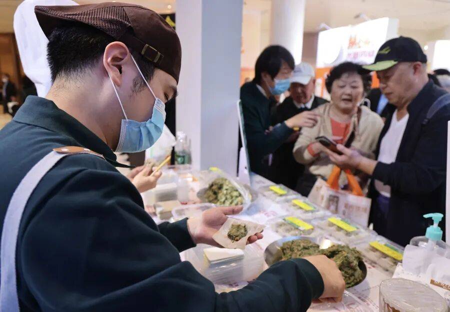 皇冠登3管理出租_沪上著名演员集体现身！全员哽咽全场动容皇冠登3管理出租，有人不惜为它抵押房产！面世在即，最新剧透