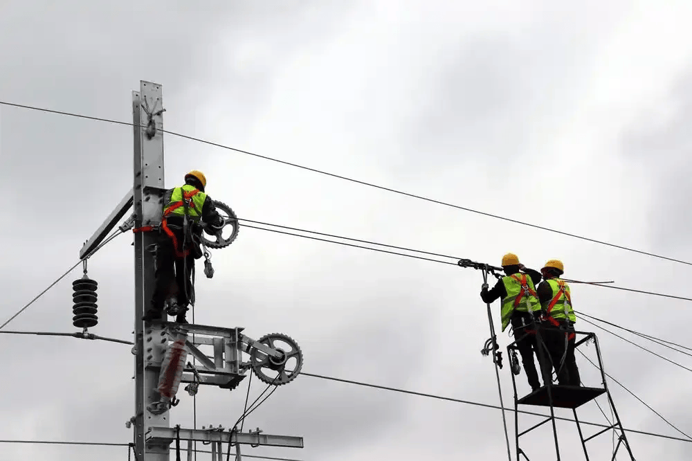 皇冠信用网开户_昆明出发皇冠信用网开户，2.5小时到重庆，3小时到成都！渝昆高铁最新进展→